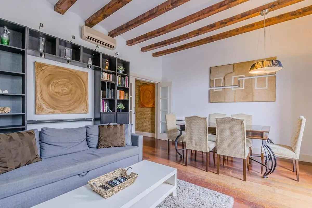 Cozy And Bright 3Bd Apartment By Gran Via Barcelona