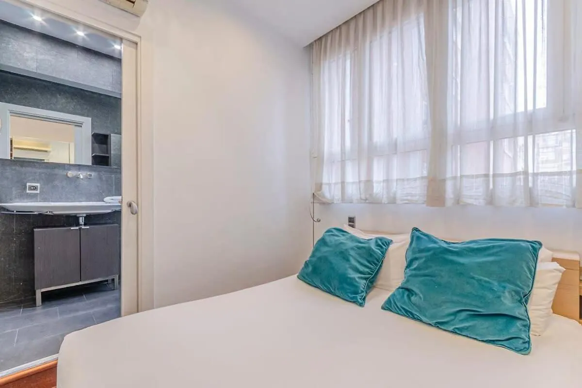 Cozy And Bright 3Bd Apartment By Gran Via バルセロナ